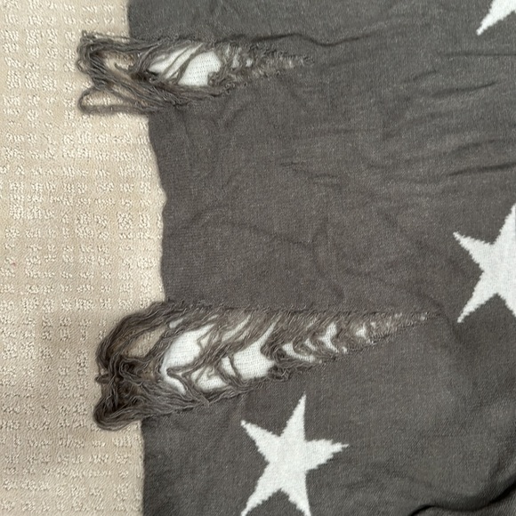 Easel sweater distressed tunic - Picture 3 of 3